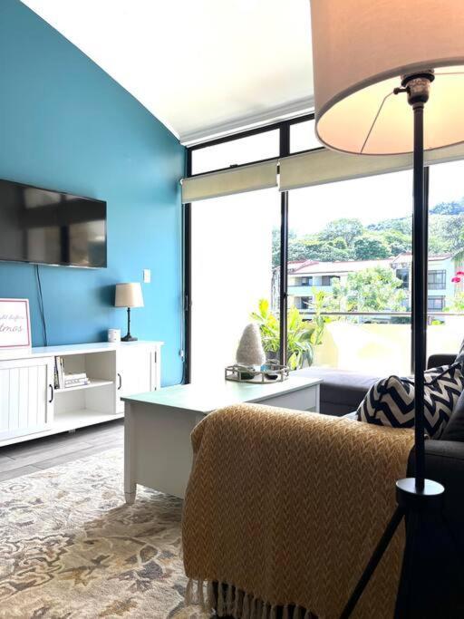 Cr Mariposa Rentals Lakeview Penthouse With Office Space, Pool, Gym, Tennis ซานตาอานา ภายนอก รูปภาพ