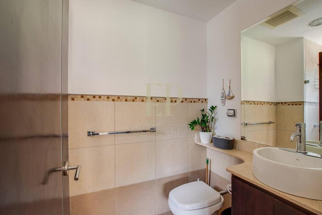 Cr Mariposa Rentals Lakeview Penthouse With Office Space, Pool, Gym, Tennis ซานตาอานา ภายนอก รูปภาพ
